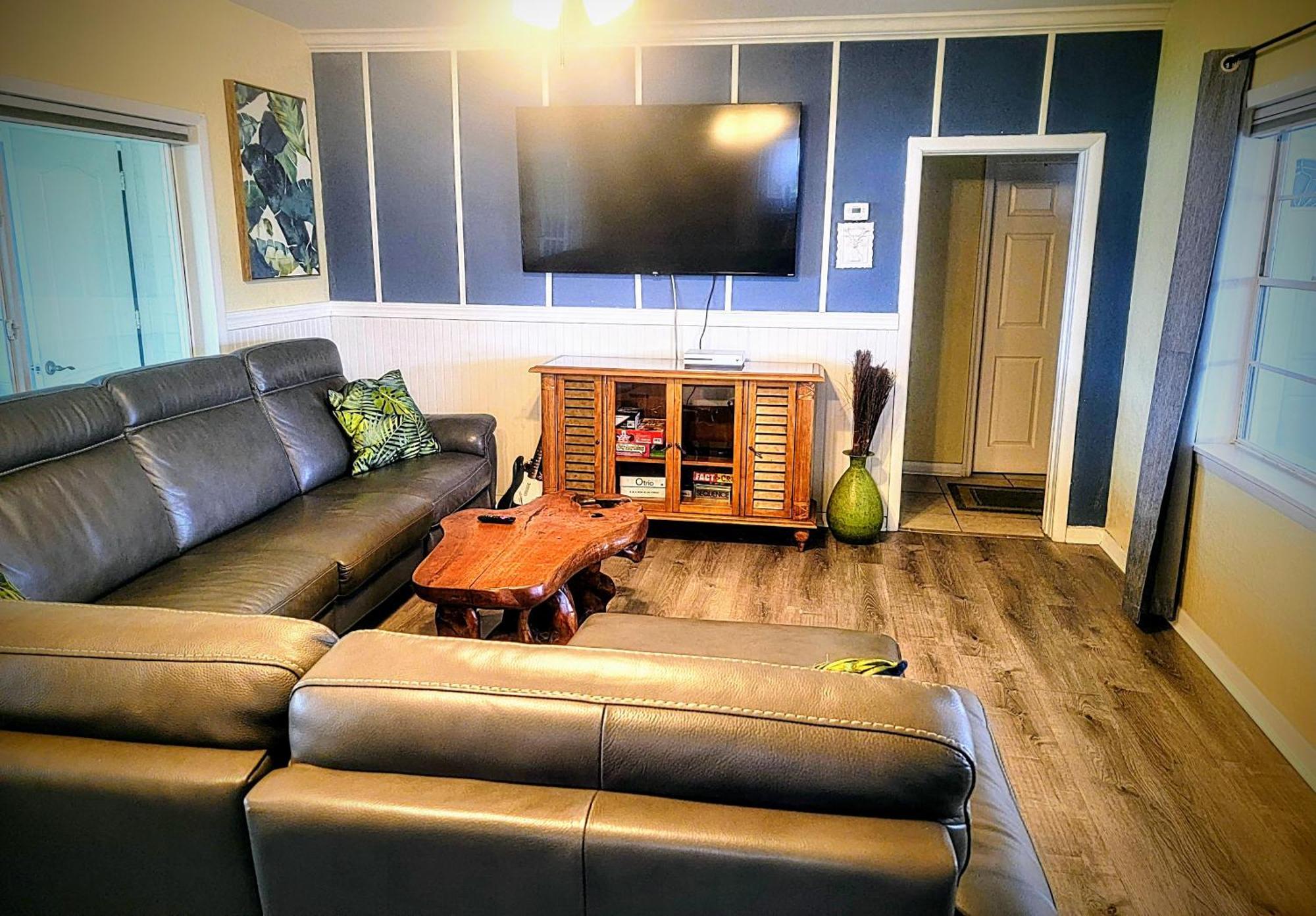 Orlando Lakefront Tiny Homes 6 Plus Month Rentals Орландо Номер фото